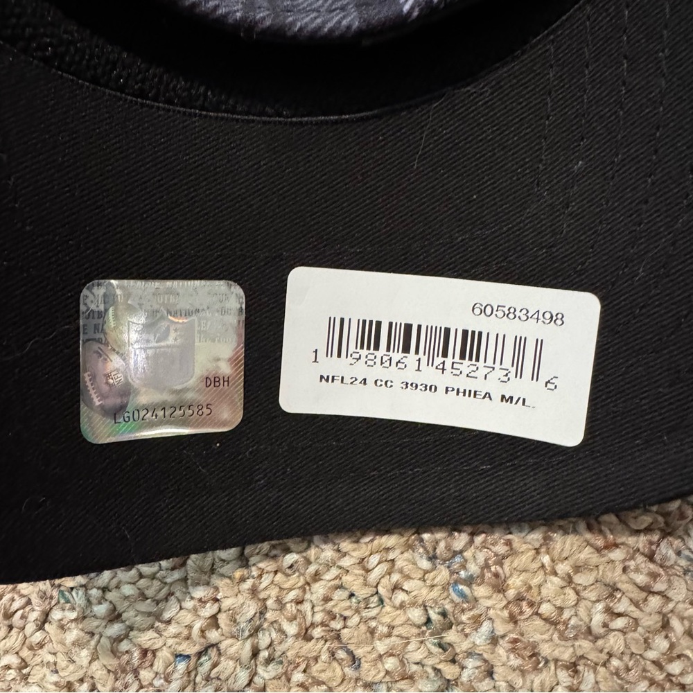 NEW with tags New Era Philadelphia Eagles Black and Multicolor Plaid Hat - Picture 3 of 3